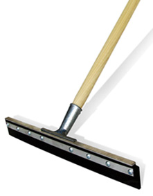 Floor squeegee for easy cleanup