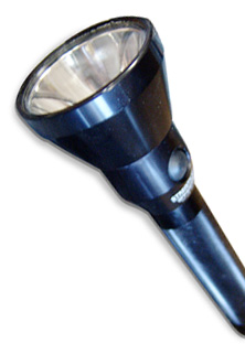 Steamlight Flashlight, a lightweight, high performance flashlight