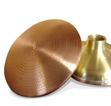 bronze wide hose head offers a large watering circumference